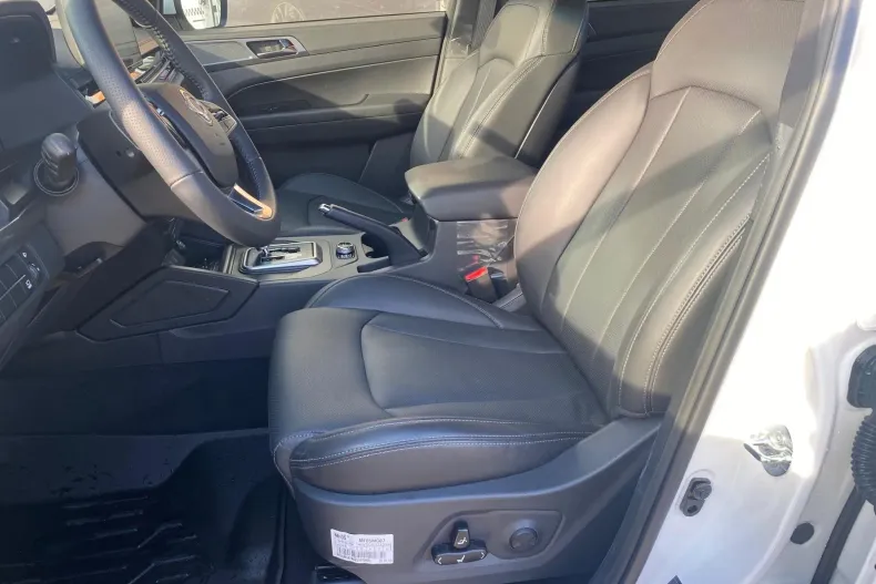 Ssangyong MUSSO din 2025 cu 1.000 km - oferta SSA144736 - foto 9