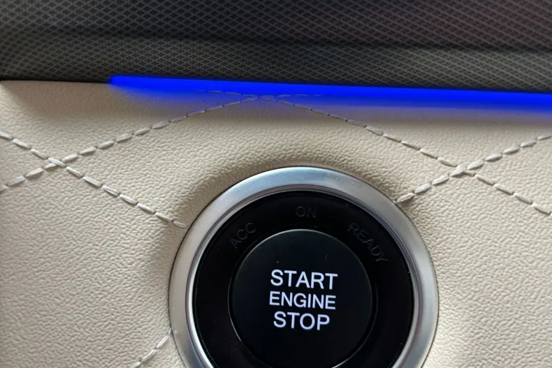 Ssangyong REXTON din 2025 cu 1.000 km - oferta SSA144737 - foto 18