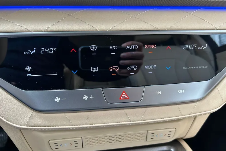 Ssangyong REXTON din 2025 cu 1.000 km - oferta SSA144737 - foto 25