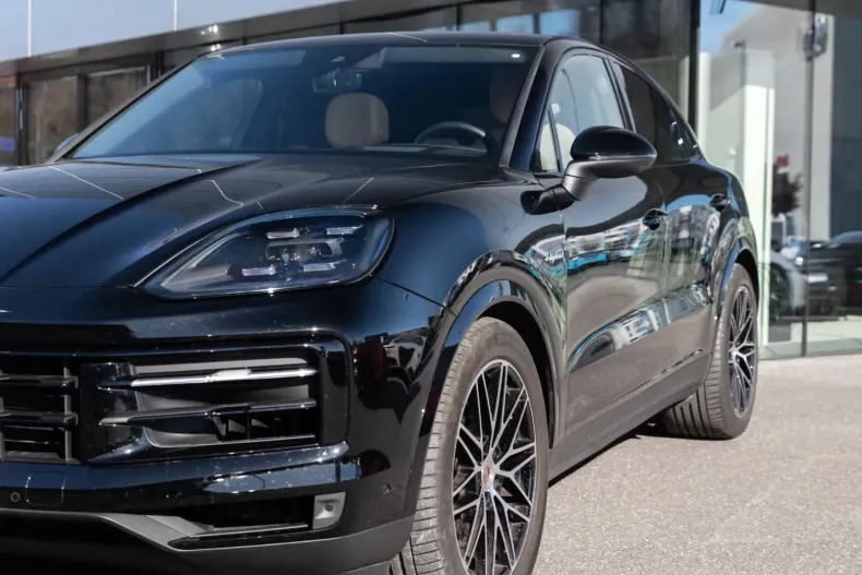 Porsche Cayenne Coupe din 2024 cu 14.611 km - oferta POR144738 - foto 2