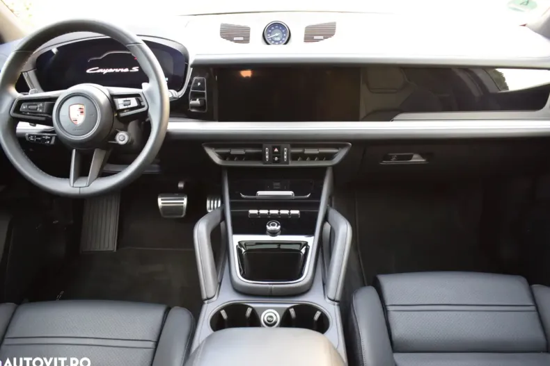 Porsche Cayenne din 2024 cu 13.211 km - oferta POR144743 - foto 9