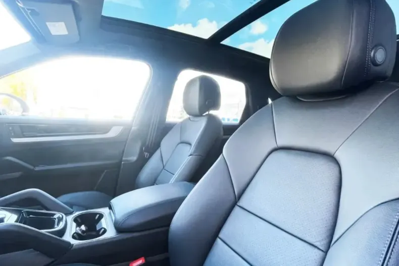 Porsche Cayenne din 2025 cu 8.311 km - oferta POR144746 - foto 5