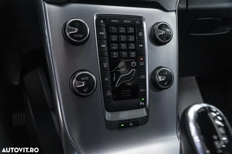 Volvo V40 din 2020 cu 175.583 km - oferta VOL144750 - foto 11