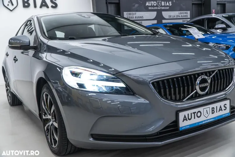 Volvo V40 din 2020 cu 175.583 km - oferta VOL144750 - foto 28