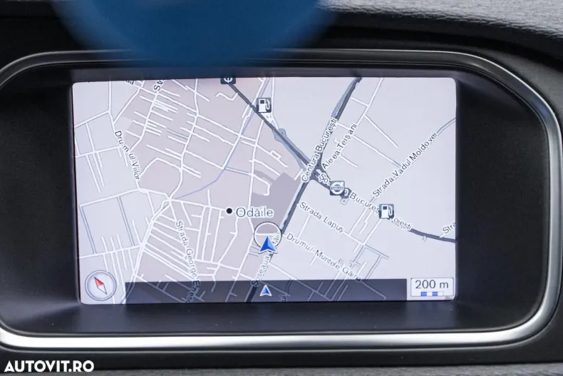 Volvo V40 din 2020 cu 175.583 km - oferta VOL144750 - foto 39