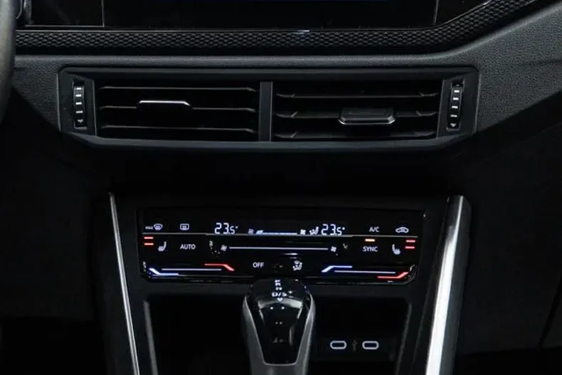 Volkswagen Taigo din 2023 cu 109.000 km - oferta VOL144758 - foto 4