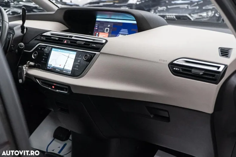 Citroën C4 Grand Space Tourer din 2020 cu 173.000 km - oferta CIT144762 - foto 36