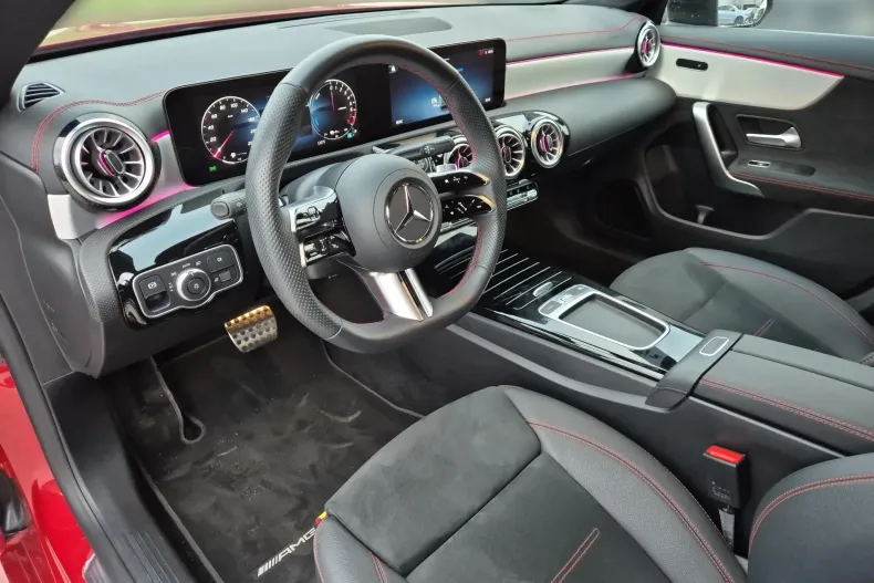 Mercedes-Benz CLA din 2024 cu 10.660 km - oferta MER144770 - foto 11