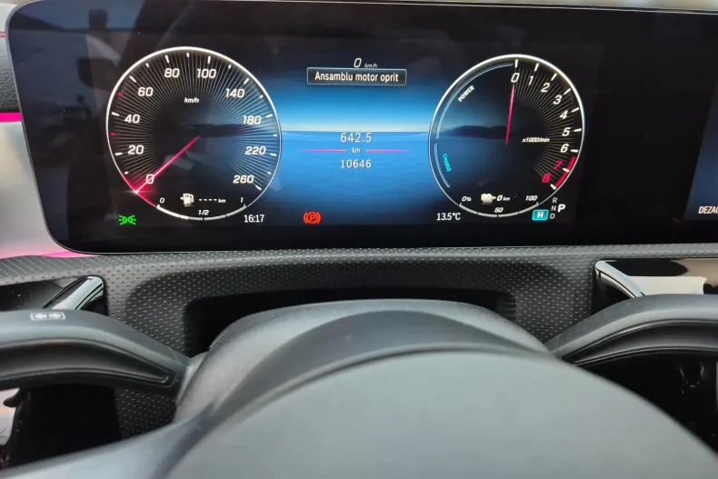 Mercedes-Benz CLA din 2024 cu 10.660 km - oferta MER144770 - foto 13