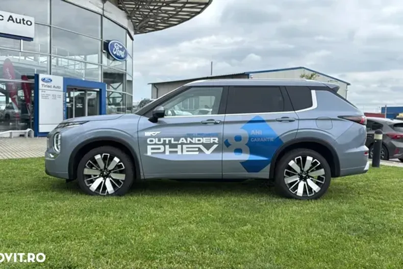 Mitsubishi Outlander din 2025 cu 250 km - oferta MIT144771 - foto 2