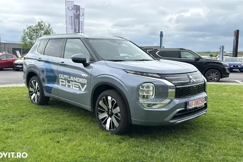 Mitsubishi Outlander din 2025 cu 250 km - oferta MIT144771 - foto 7