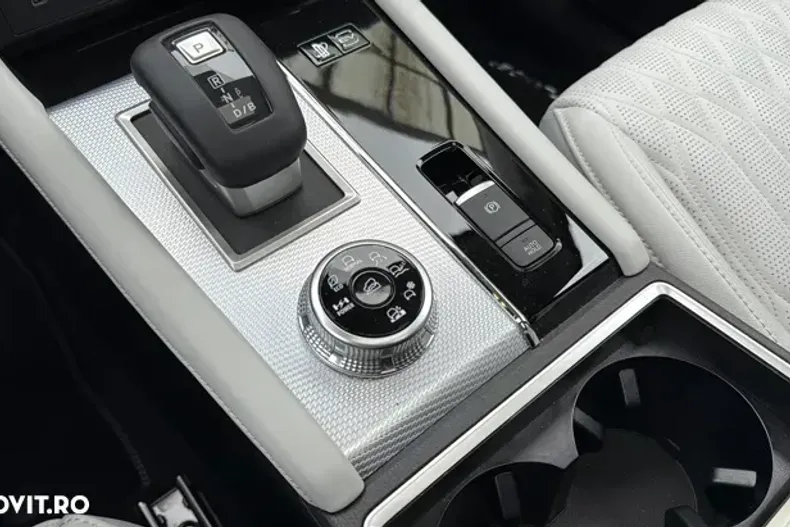 Mitsubishi Outlander din 2025 cu 250 km - oferta MIT144771 - foto 15