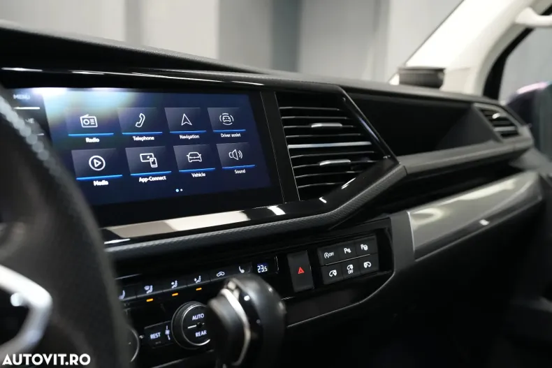 Volkswagen Multivan din 2021 cu 72.035 km - oferta VOL144776 - foto 15