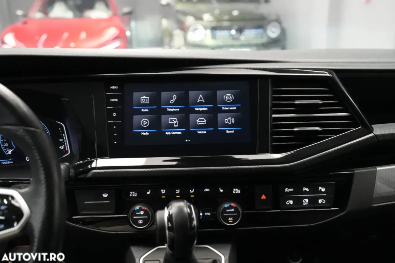 Volkswagen Multivan din 2021 cu 72.035 km - oferta VOL144776 - foto 20