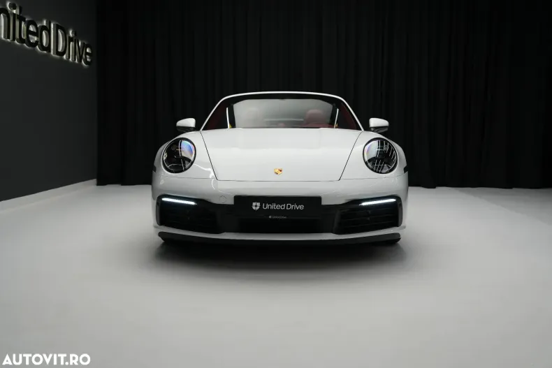 Porsche 911 din 2022 cu 31 km - oferta POR144784 - foto 4