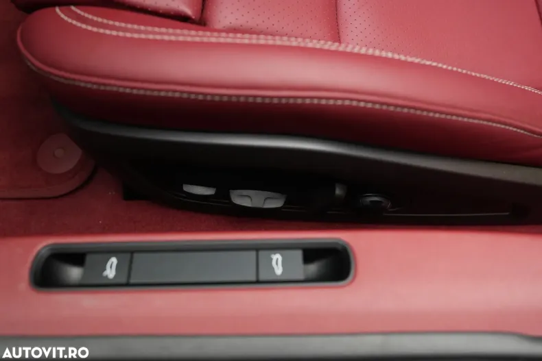 Porsche 911 din 2022 cu 31 km - oferta POR144784 - foto 18