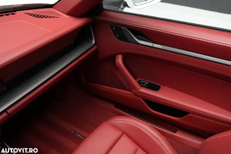Porsche 911 din 2022 cu 31 km - oferta POR144784 - foto 25