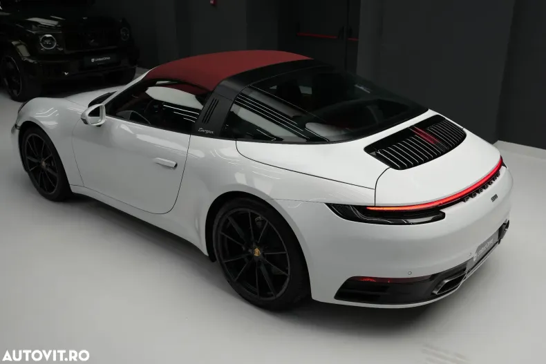 Porsche 911 din 2022 cu 31 km - oferta POR144784 - foto 38