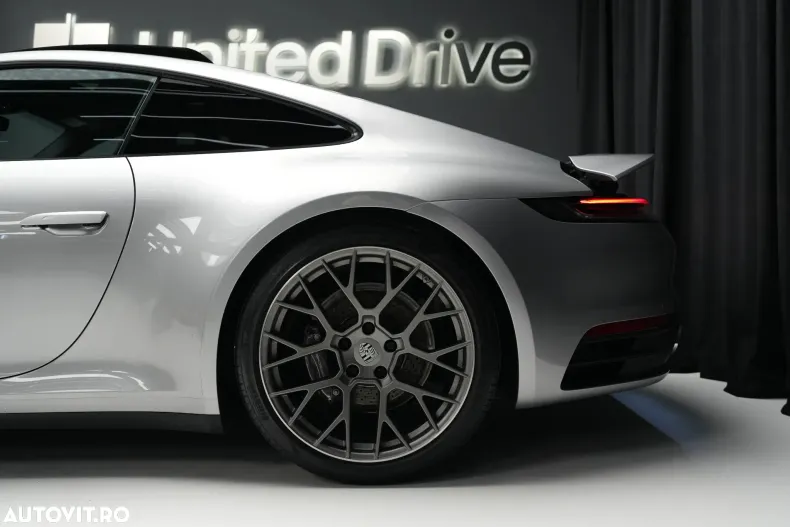 Porsche 911 din 2022 cu 46.600 km - oferta POR144785 - foto 12