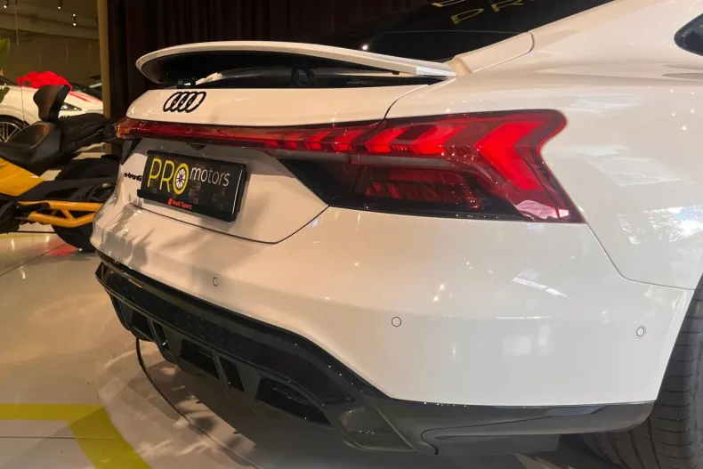 Audi e-tron GT din 2022 cu 65.900 km - oferta AUD144788 - foto 5