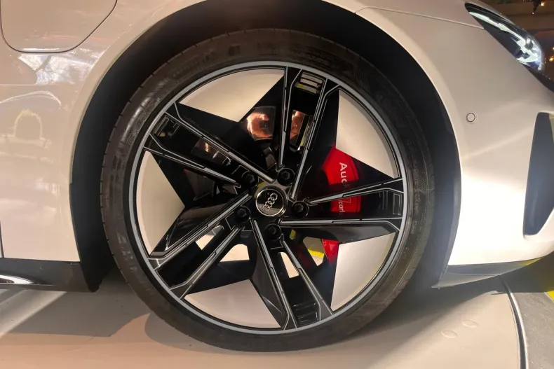 Audi e-tron GT din 2022 cu 65.900 km - oferta AUD144788 - foto 35