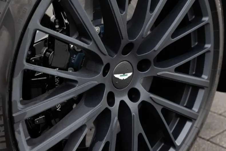 Aston Martin DBX din 2024 cu 11.300 km - oferta AST144789 - foto 8