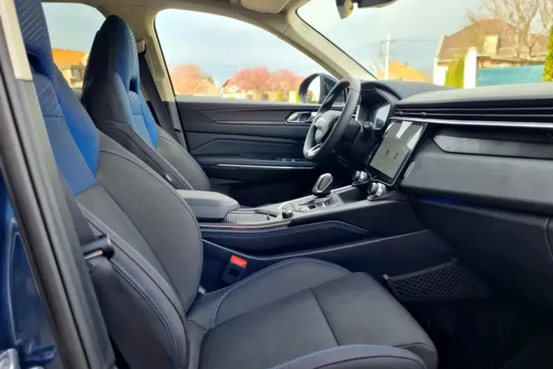 Lynk&Co 01 din 2022 cu 65.200 km - oferta LYN144792 - foto 10