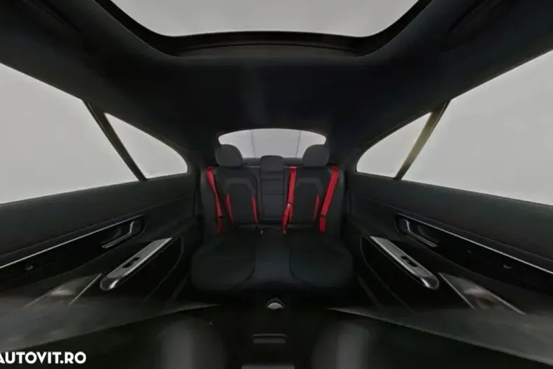Mercedes-Benz E din 2024 cu 10.898 km - oferta MER144804 - foto 7