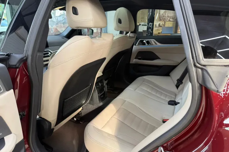 BMW i4 din 2022 cu 37.304 km - oferta BMW144806 - foto 29