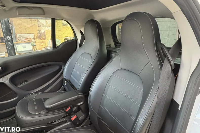 Smart ForTwo din 2022 cu 24.400 km - oferta SMA144807 - foto 22