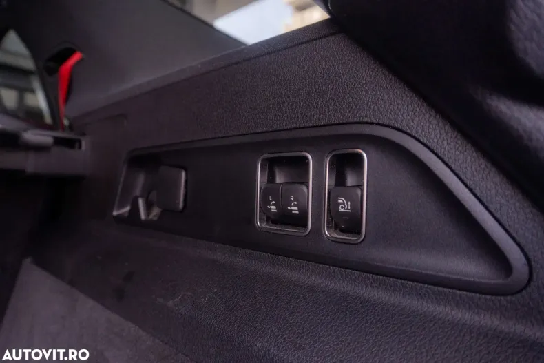 Mercedes-Benz GLE din 2021 cu 59.500 km - oferta MER144815 - foto 34