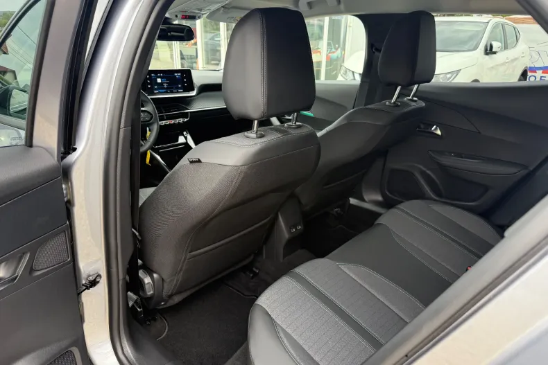 Peugeot 2008 din 2022 cu 144.439 km - oferta PEU144817 - foto 15