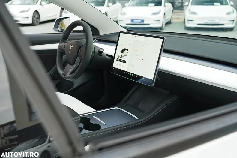 Tesla Model 3 din 2021 cu 54.600 km - oferta TES144821 - foto 17