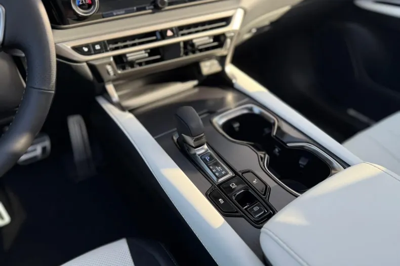 Lexus Seria RX din 2025 cu 10 km - oferta LEX144840 - foto 19