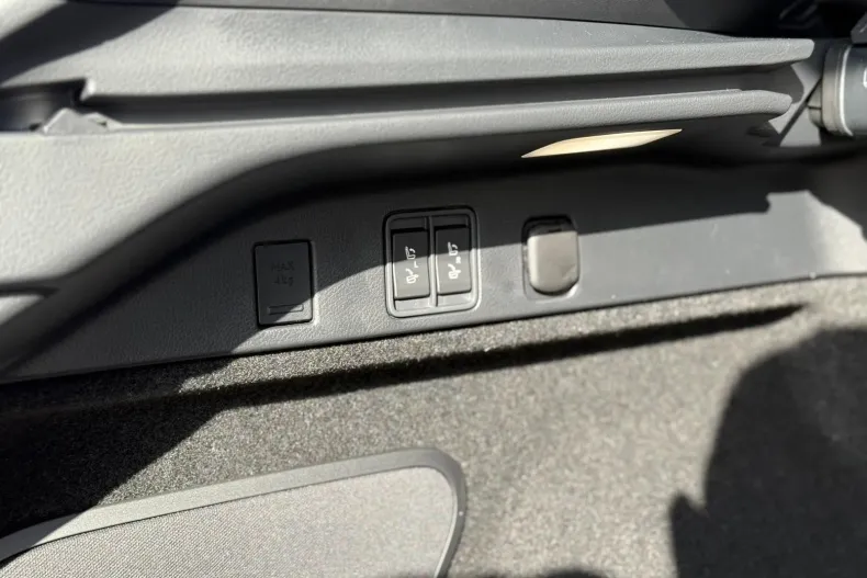 Lexus Seria RX din 2025 cu 10 km - oferta LEX144840 - foto 21