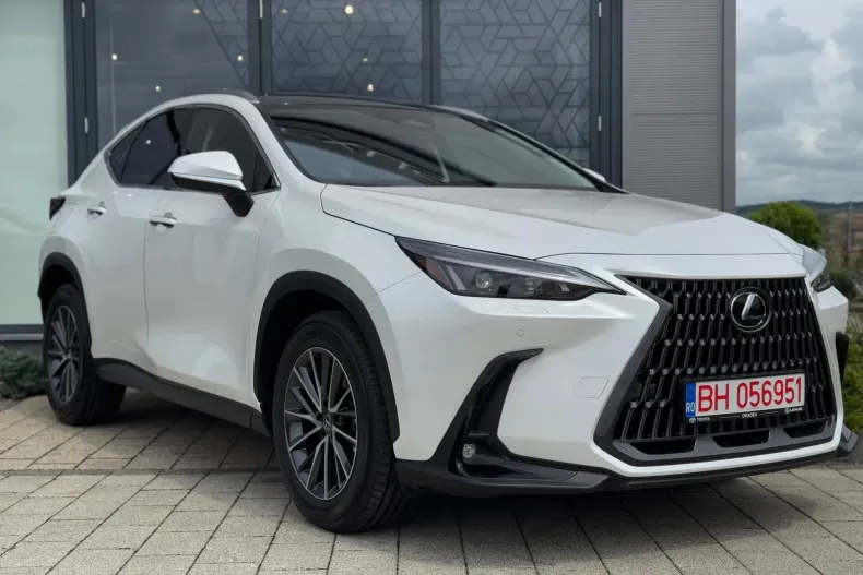 Lexus Seria NX din 2025 cu 2.500 km - oferta LEX144842 - foto 2