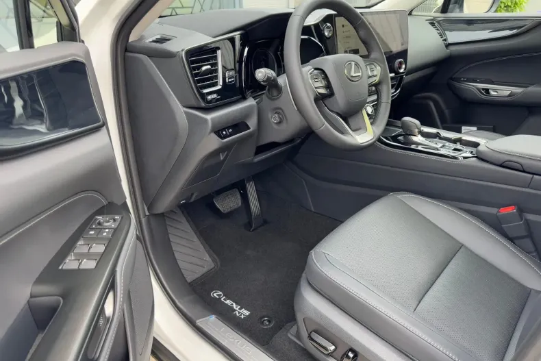 Lexus Seria NX din 2025 cu 2.500 km - oferta LEX144842 - foto 12