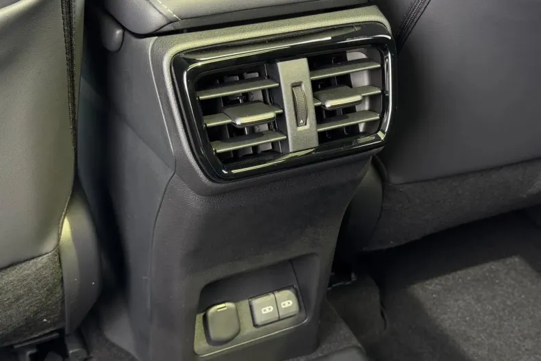 Lexus Seria NX din 2025 cu 2.500 km - oferta LEX144842 - foto 20