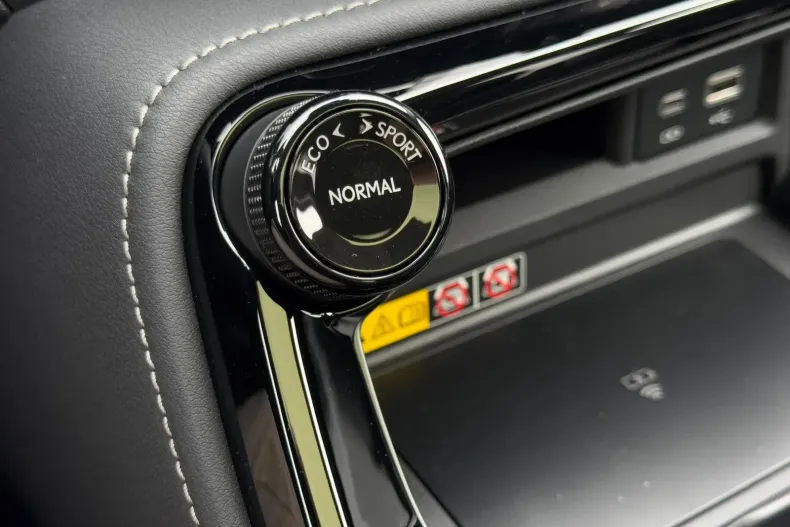 Lexus Seria NX din 2025 cu 2.500 km - oferta LEX144842 - foto 29