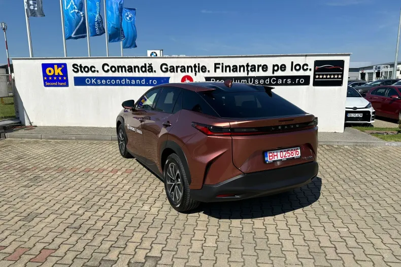 Lexus RZ din 2023 cu 3.000 km - oferta LEX144843 - foto 4