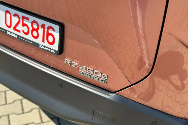 Lexus RZ din 2023 cu 3.000 km - oferta LEX144843 - foto 7