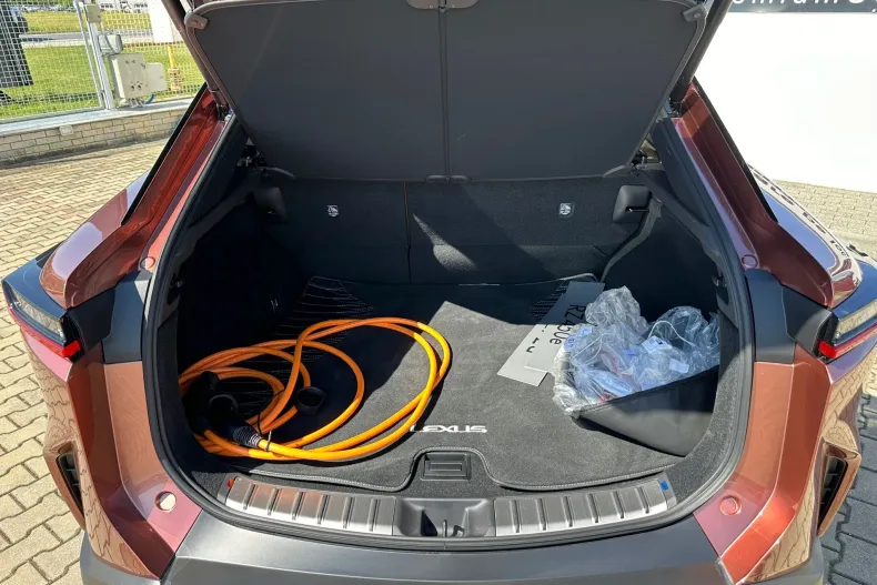 Lexus RZ din 2023 cu 3.000 km - oferta LEX144843 - foto 16