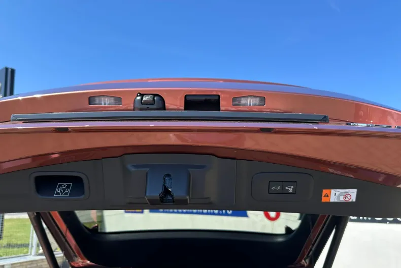 Lexus RZ din 2023 cu 3.000 km - oferta LEX144843 - foto 17