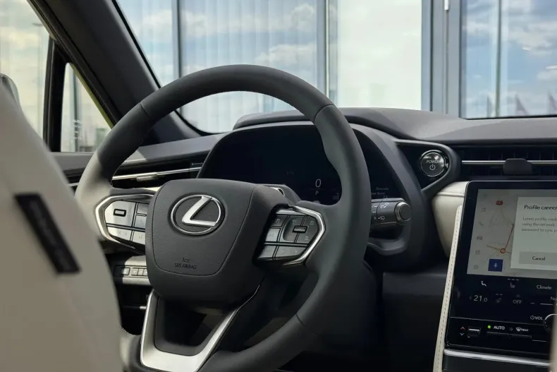 Lexus LBX din 2024 cu 2.500 km - oferta LEX144844 - foto 22