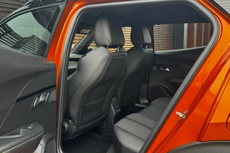 Peugeot 2008 din 2021 cu 140.700 km - oferta PEU144848 - foto 17