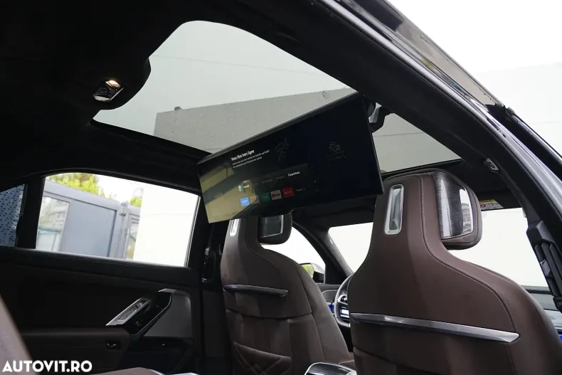BMW Seria 7 din 2024 cu 4.800 km - oferta BMW144884 - foto 25