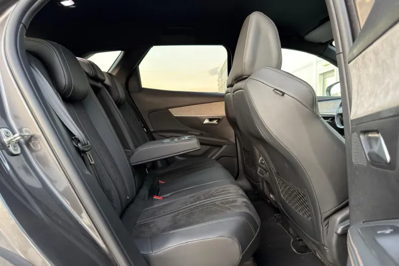 Peugeot 3008 din 2021 cu 117.373 km - oferta PEU144885 - foto 6