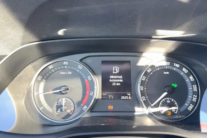 Skoda Octavia din 2022 cu 51.839 km - oferta SKO144905 - foto 13