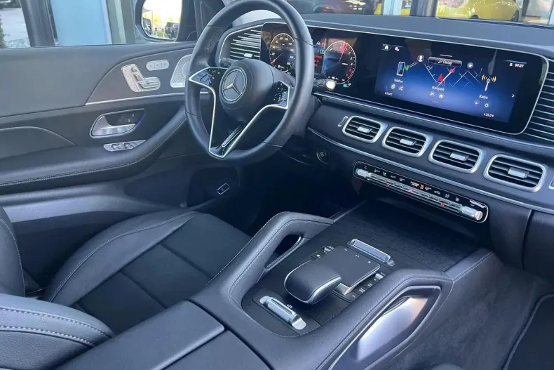 Mercedes-Benz GLE din 2024 cu 8.960 km - oferta MER144907 - foto 12