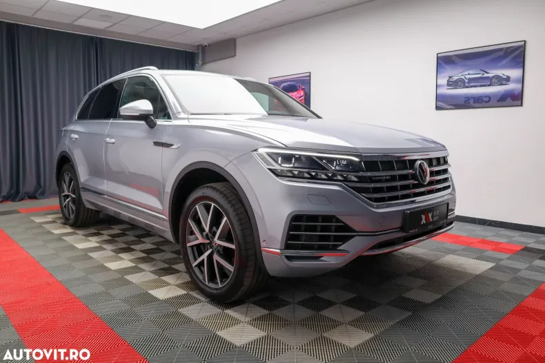 Volkswagen Touareg din 2021 cu 87.666 km - oferta VOL144916 - foto 2